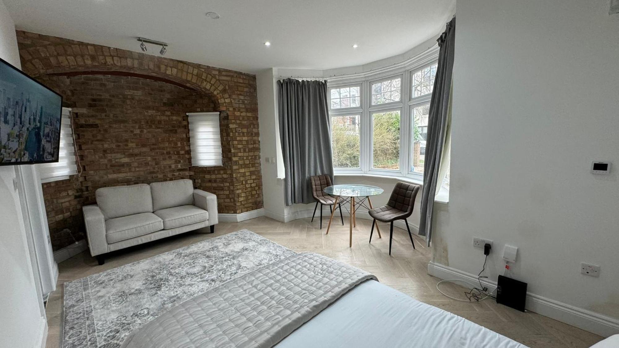 London Studios And Suites Harrow Exteriér fotografie