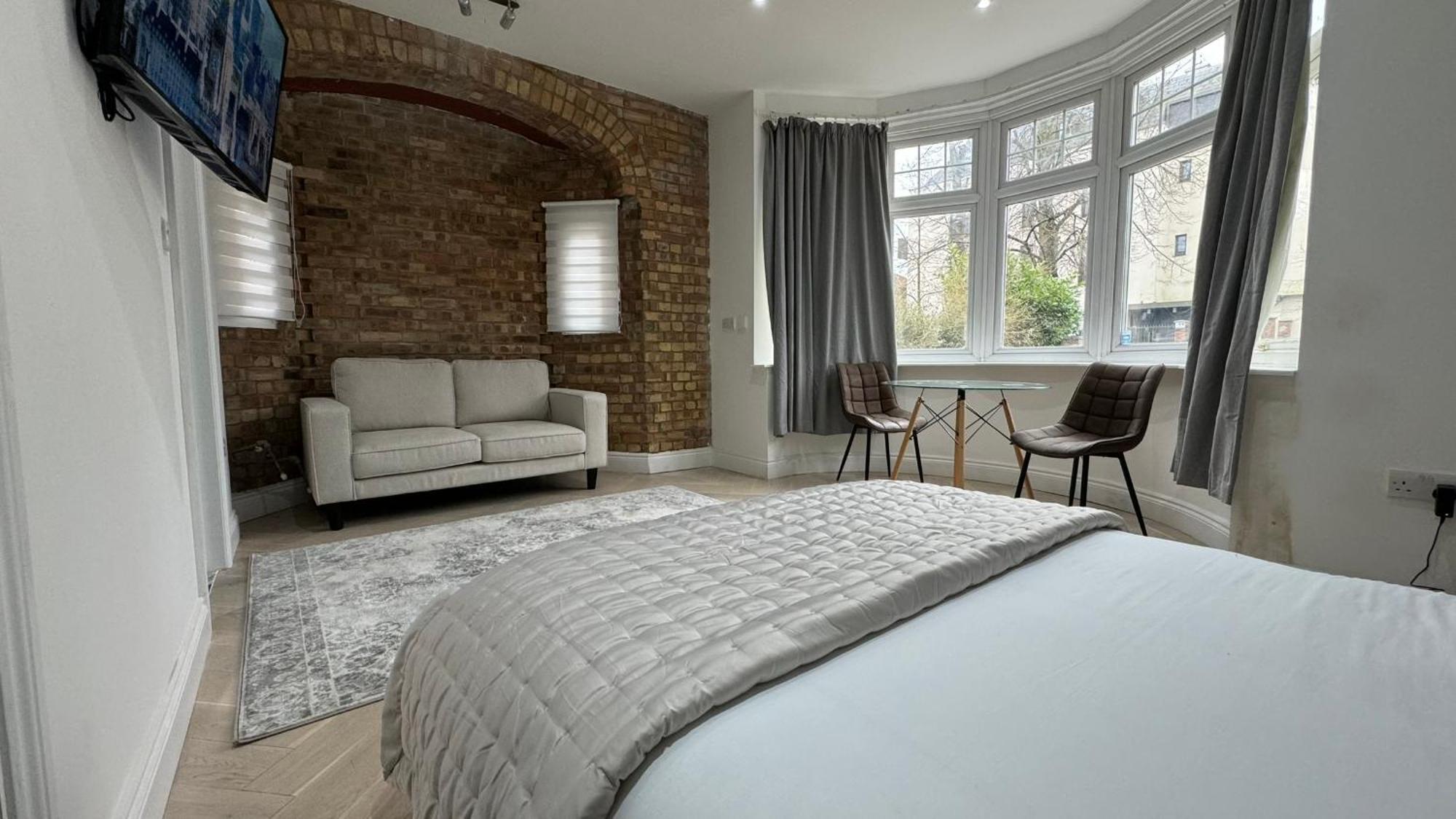 London Studios And Suites Harrow Exteriér fotografie