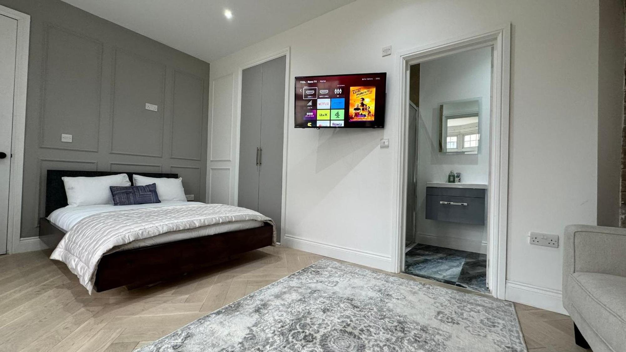 London Studios And Suites Harrow Exteriér fotografie