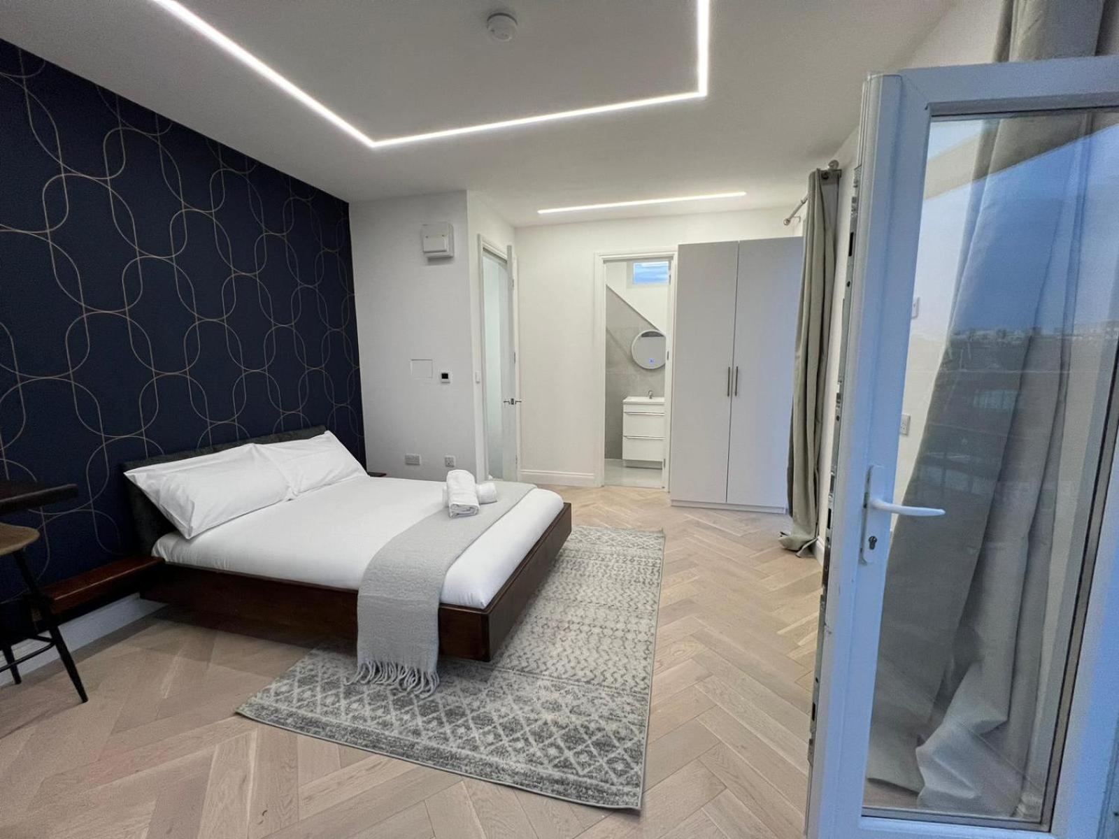 London Studios And Suites Harrow Exteriér fotografie