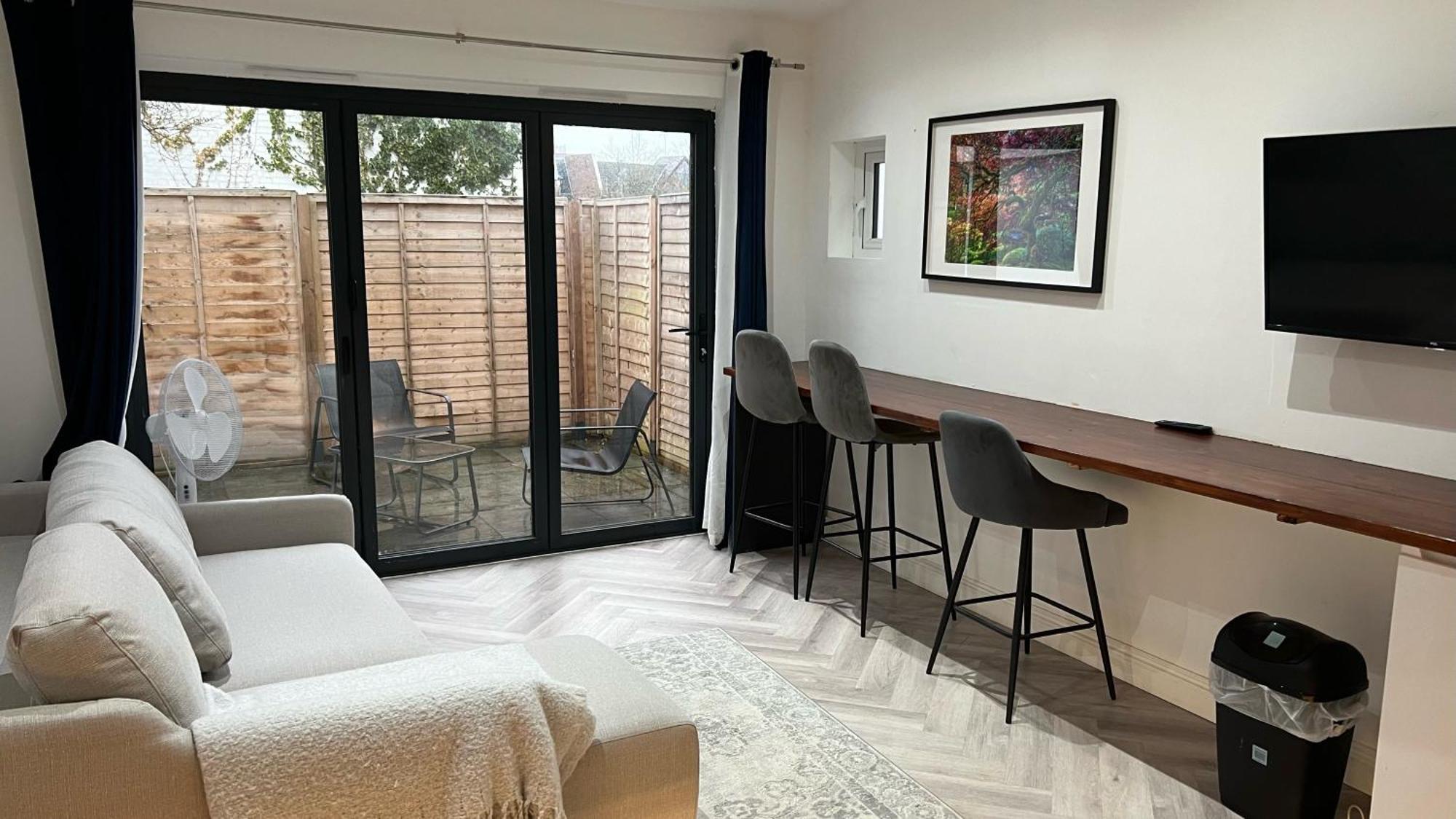 London Studios And Suites Harrow Exteriér fotografie